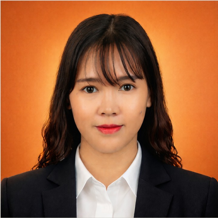 Nikki Genio, Social Media at Customized Display Boxes